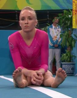 Nastia Liukin feet photo thumbnail