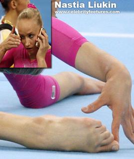 Nastia Liukin feet photo thumbnail