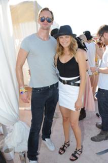 Malin Akerman feet photo thumbnail
