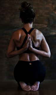 Halle Berry feet photo thumbnail