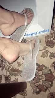 Alaine Crissiê feet photo thumbnail