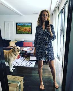 Kim Raver feet photo thumbnail