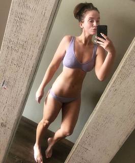 Vicky Pattison feet photo thumbnail