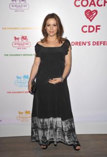 Alyssa Milano feet photo thumbnail