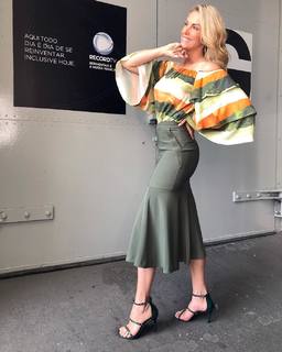 Ana Hickmann feet photo thumbnail