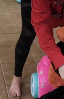 Brittney Smith feet photo thumbnail