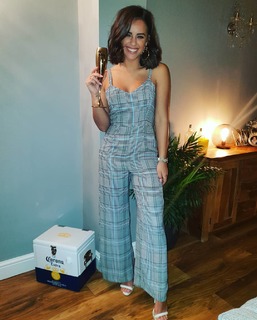 Georgia May Foote feet photo thumbnail