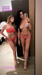 Valentina Vignali feet photo thumbnail