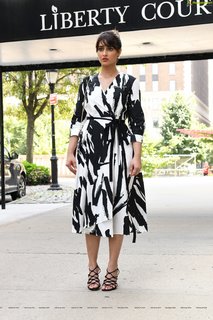 Ileana D'Cruz feet photo thumbnail