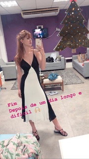 Marina Ruy Barbosa feet photo thumbnail