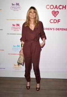 Ellen Pompeo feet photo thumbnail