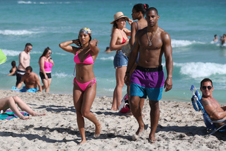 Karrueche Tran feet photo thumbnail