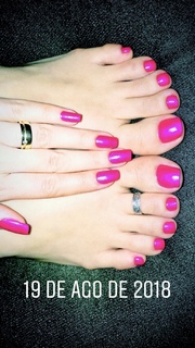 Alaine Crissiê feet photo thumbnail