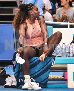 Serena Williams feet photo thumbnail