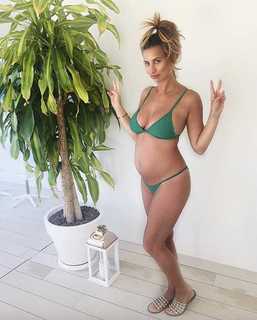 Ferne McCann feet photo thumbnail
