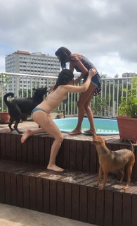 Kéfera Buchmann feet photo thumbnail