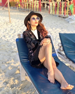 Neha Malik feet photo 2