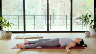 Adriene Mishler feet photo thumbnail