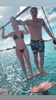 Shantel VanSanten feet photo thumbnail