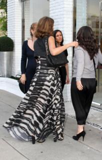 Jessica Alba feet photo thumbnail