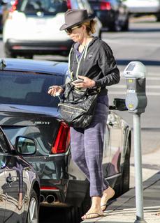 Allison Janney feet photo thumbnail