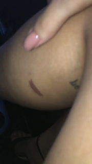 Anitta feet photo thumbnail