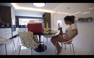 Anitta feet photo thumbnail
