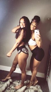 Qimmah Russo feet photo thumbnail