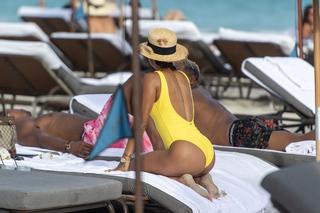 Karrueche Tran feet photo thumbnail