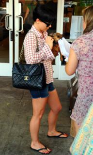 Christina Ricci feet photo thumbnail