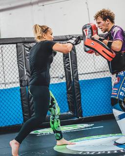 Paige VanZant feet photo thumbnail