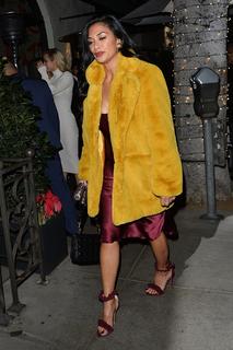 Nicole Scherzinger feet photo thumbnail