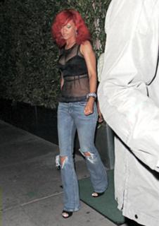 Rihanna feet photo thumbnail