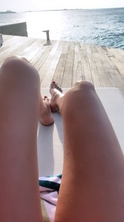 Chiara Ferragni feet photo thumbnail