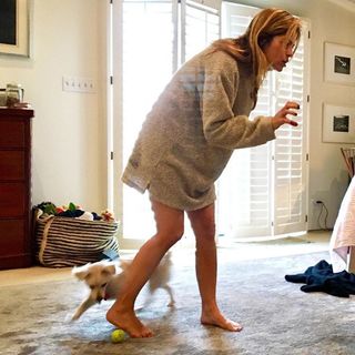 Selma Blair feet photo thumbnail