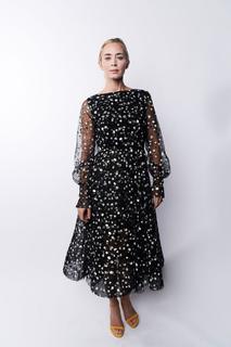Emily Blunt feet photo thumbnail