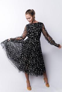 Emily Blunt feet photo thumbnail