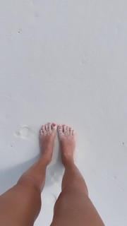 Chiara Ferragni feet photo thumbnail