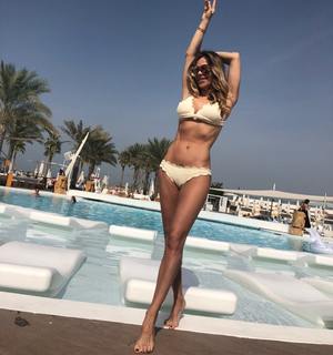 Dorota Rabczewska feet photo thumbnail