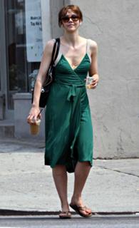 Maggie Gyllenhaal feet photo thumbnail