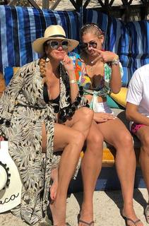 Lili Estefan feet photo thumbnail