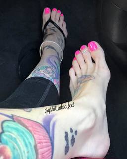 Crystal Inked feet photo 3