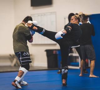 Paige VanZant feet photo thumbnail