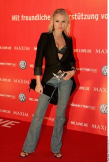 Nova Meierhenrich feet photo thumbnail