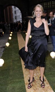 Nova Meierhenrich feet photo thumbnail