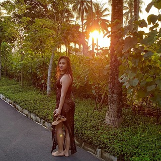 Michelle Waterson feet photo thumbnail