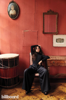 Camila Cabello feet photo thumbnail