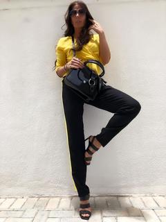 Adriane Galisteu feet photo thumbnail