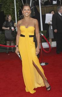 Vanessa Williams feet photo 1