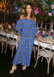 Jamie Chung feet photo thumbnail